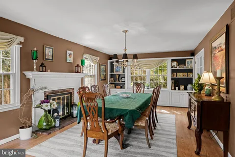 $700,000 | 408 Kings Highway, Moorestown, NJ 08057