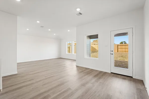 $279,990 | 525 Wax Myrtle Way, Hockley, TX 77447