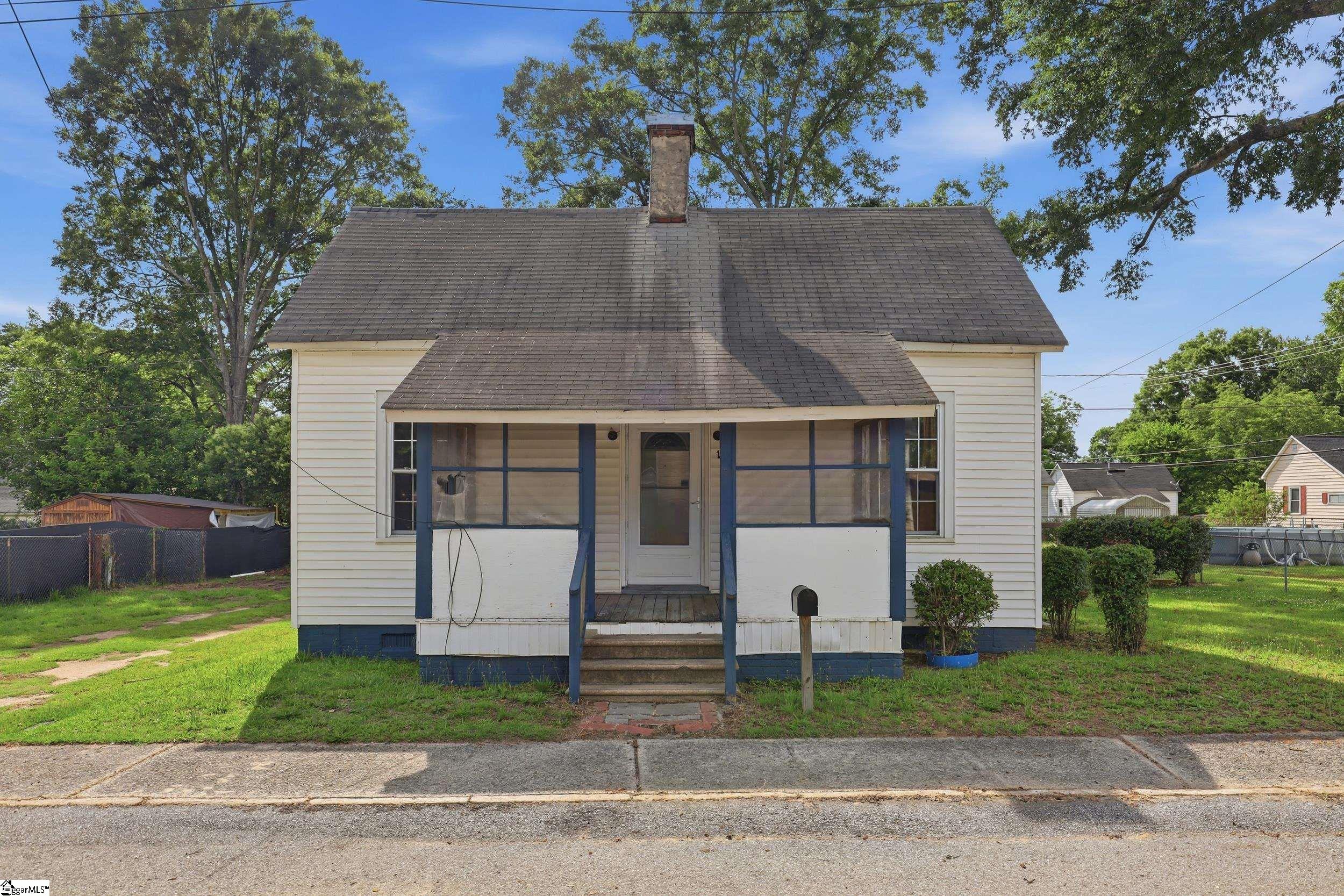 19 Geer Street Belton, SC 29627 - Photo 1 of 23
