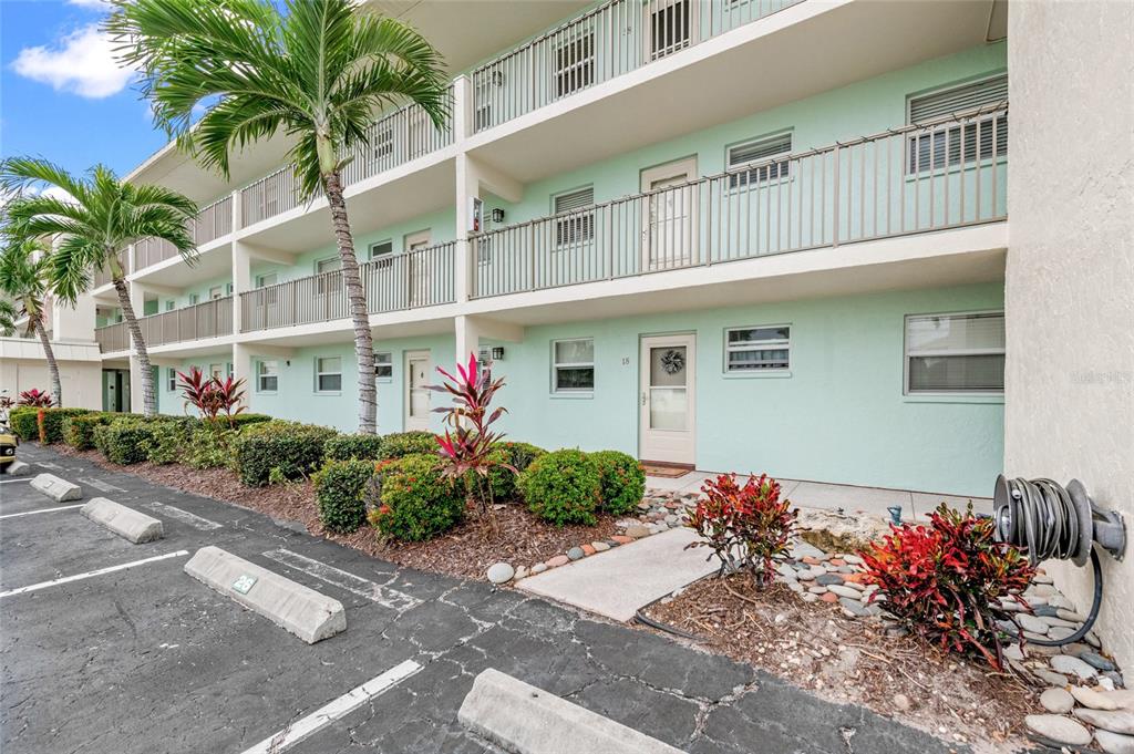 9200 Midnight Pass Road, Unit 17 Sarasota, FL 34242 - Photo 38 of 56 front view of a house