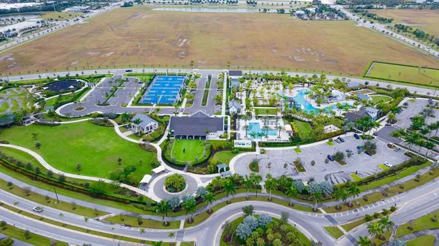 $669,900 | 13560 Spruce Pne Drive, Westlake, FL 33470