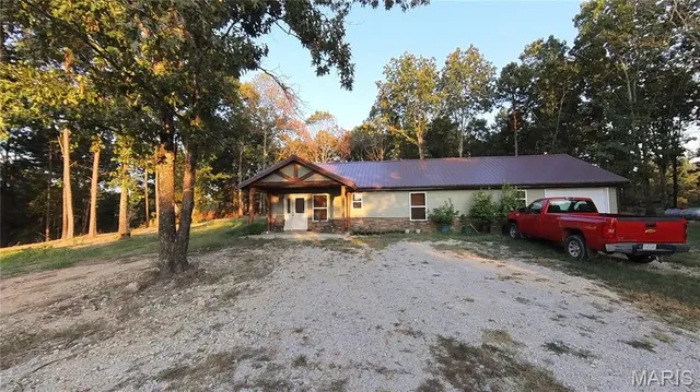 $299,900 | 2887 County Road 5620, Willow Springs, MO 65793