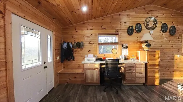 $299,900 | 2887 County Road 5620, Willow Springs, MO 65793