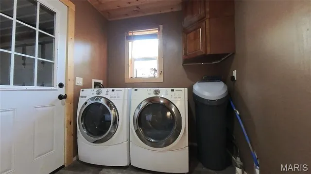 $299,900 | 2887 County Road 5620, Willow Springs, MO 65793