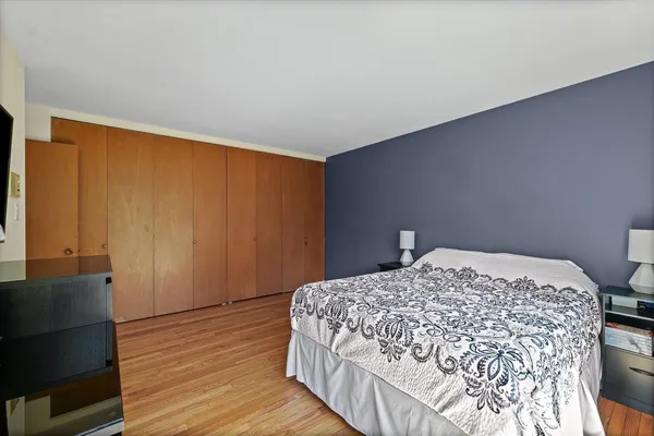 $369,900 | 26 Willow Court, Urbana, IL 61802