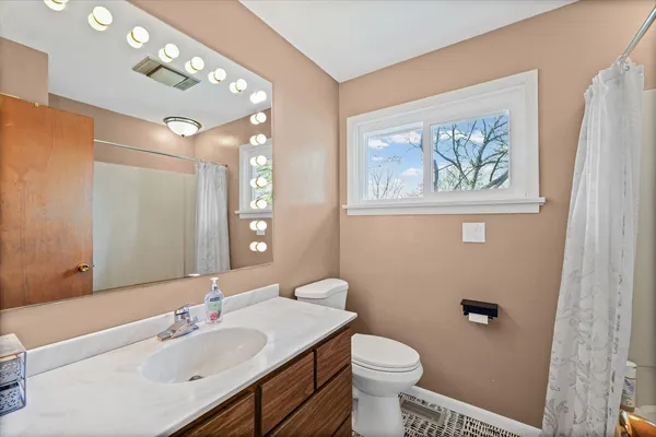 $369,900 | 26 Willow Court, Urbana, IL 61802