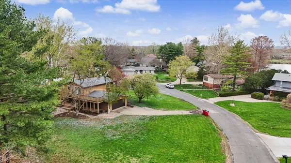 $369,900 | 26 Willow Court, Urbana, IL 61802