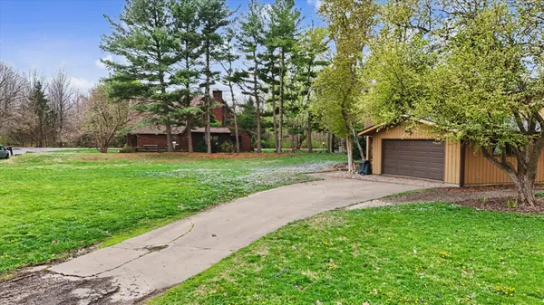 $369,900 | 26 Willow Court, Urbana, IL 61802