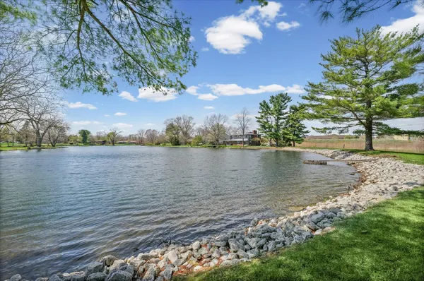 $369,900 | 26 Willow Court, Urbana, IL 61802