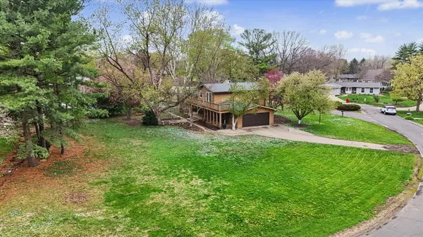 $369,900 | 26 Willow Court, Urbana, IL 61802