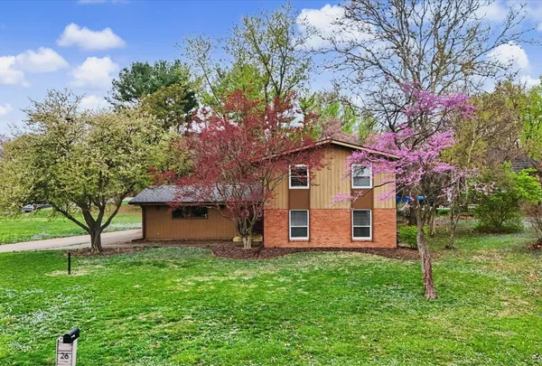 $369,900 | 26 Willow Court, Urbana, IL 61802