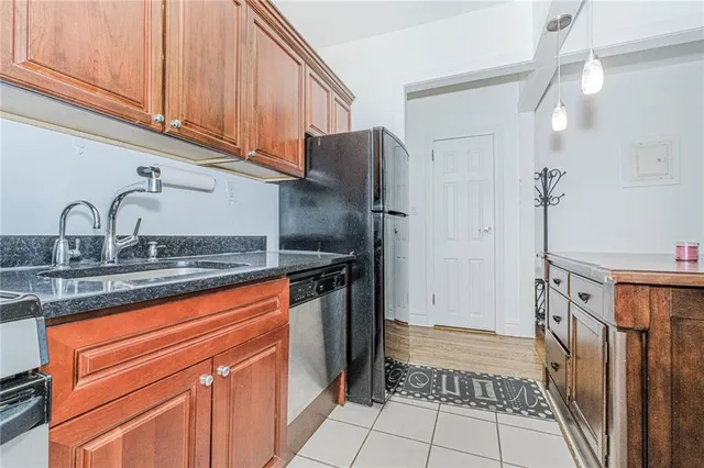 $334,900 | 8020 4th Avenue, Unit C5 | Bay Ridge