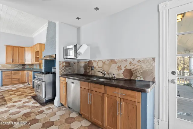 $2,100,000 | 489 Cedar Avenue, West Long Branch, NJ 07764