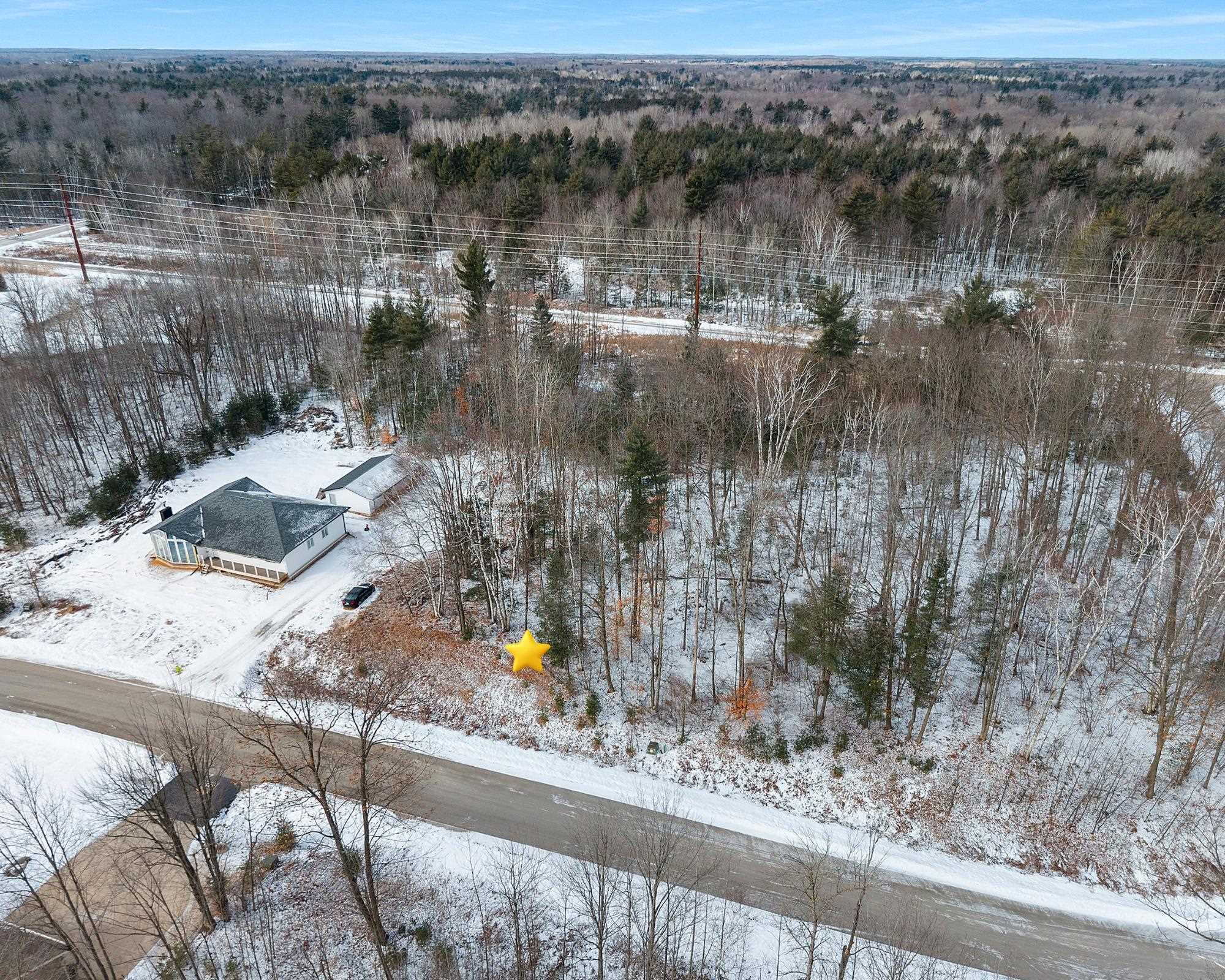 Alpha Lane, Unit 7 Abrams, WI 54101 - Photo 1 of 1