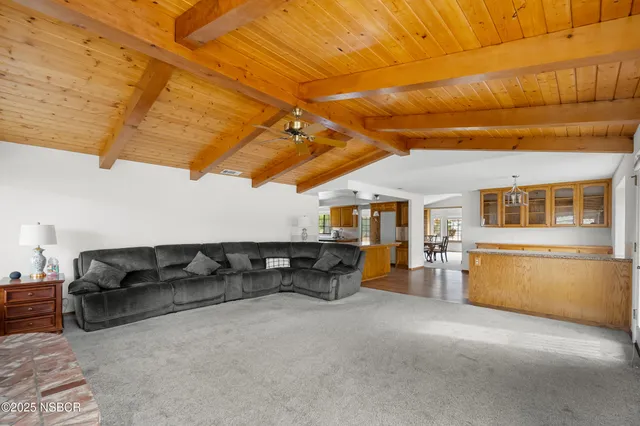 $1,400,000 | 4695 Blackstone Court, Santa Maria, CA 93455