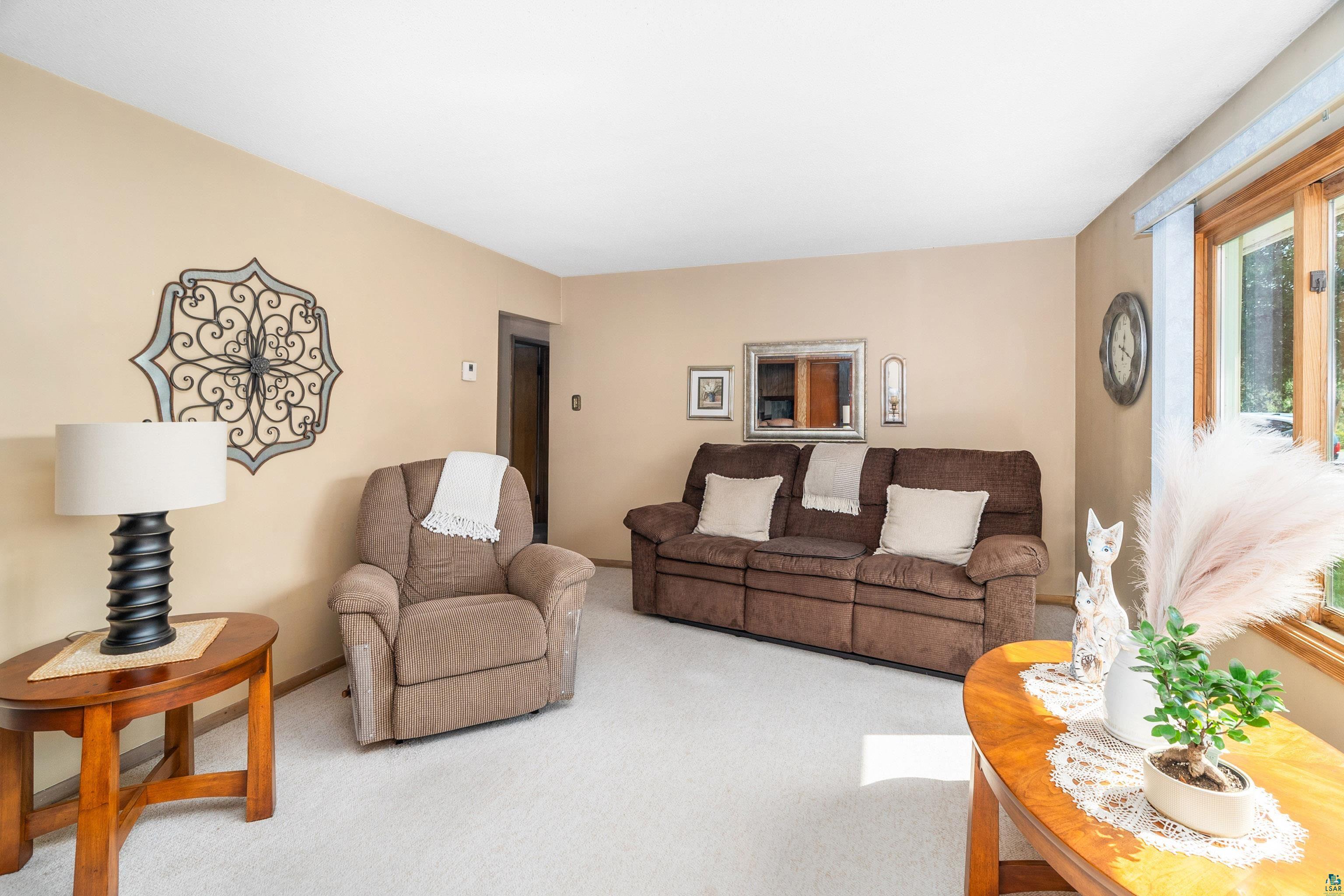 141 Alice Street Proctor, MN 55810 - Photo 5 of 46 Living Room