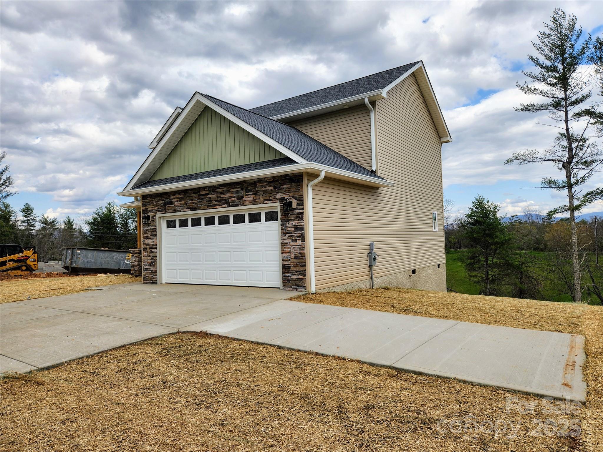 59 Eller Ford Road Weaverville, NC 28787 - Photo 3 of 27 Gallery Image 3