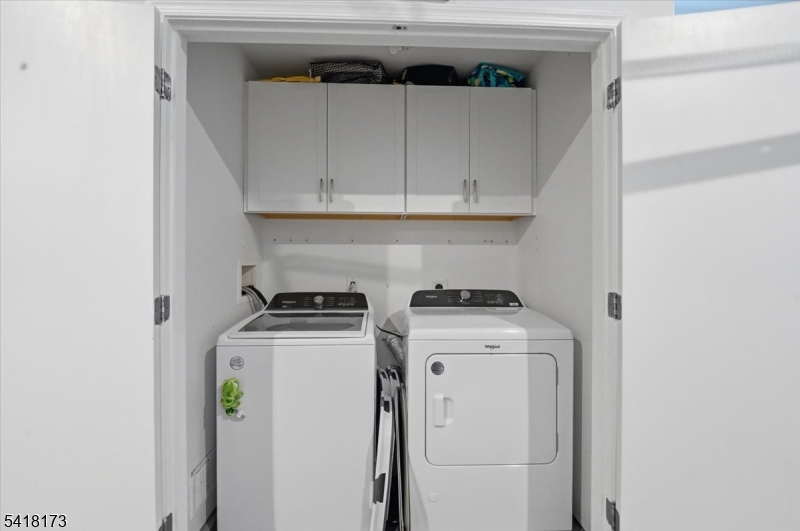 181 Court Street Newark, NJ 07103 - Photo 34 of 38 a view of washer and dryer