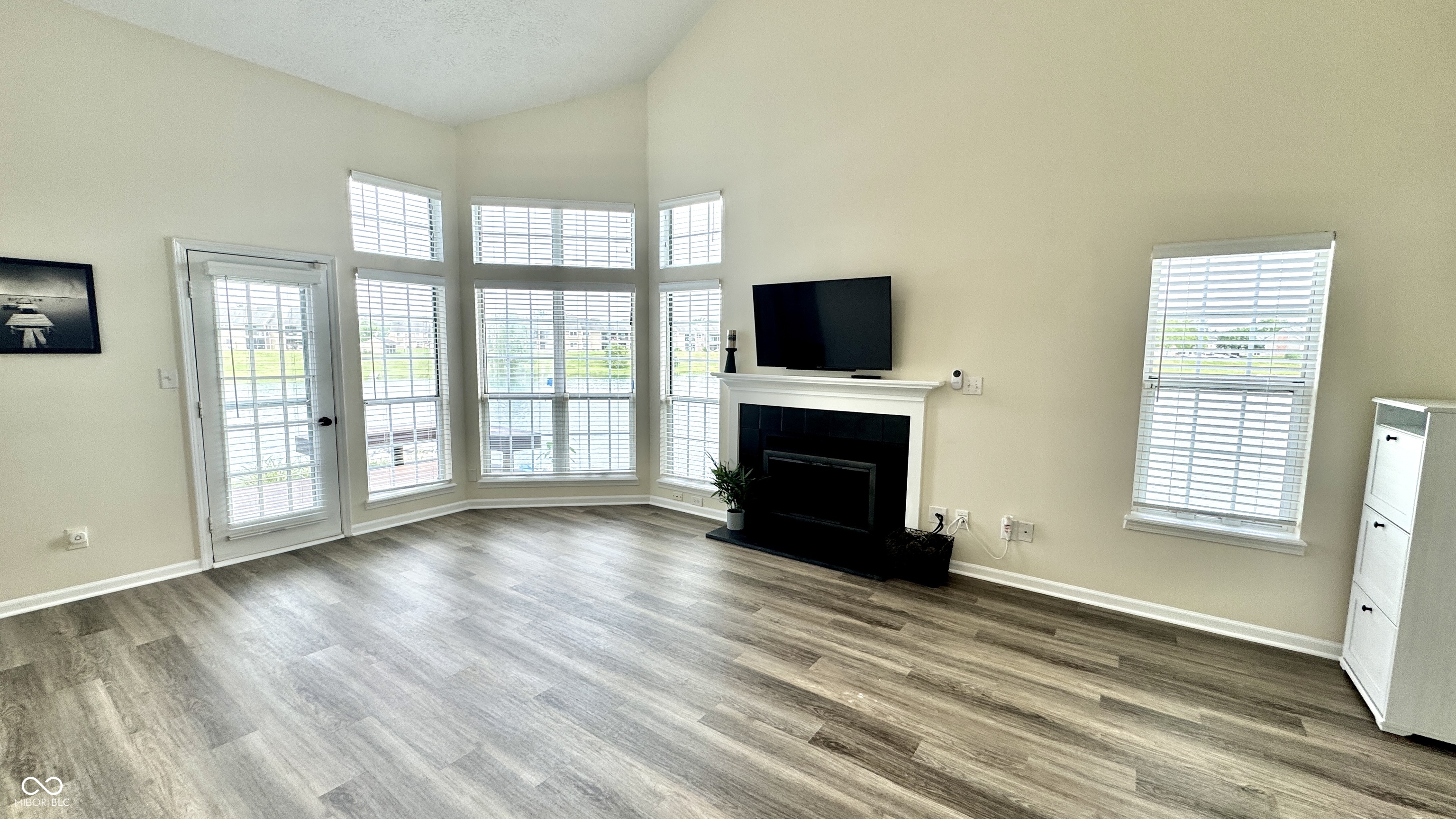 7656 Harbour Indianapolis, IN 46240 - Photo 11 of 21