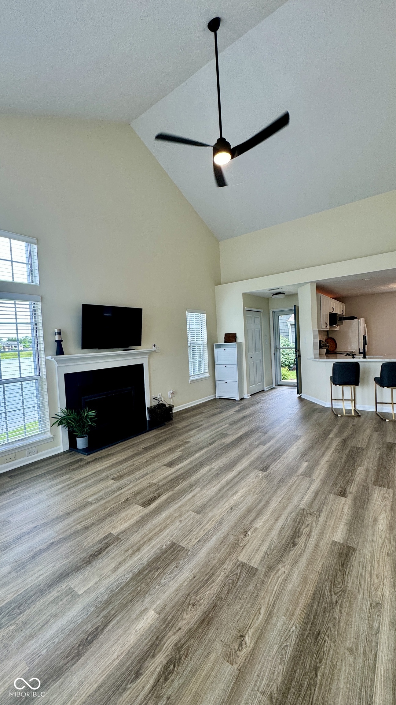 7656 Harbour Indianapolis, IN 46240 - Photo 13 of 21