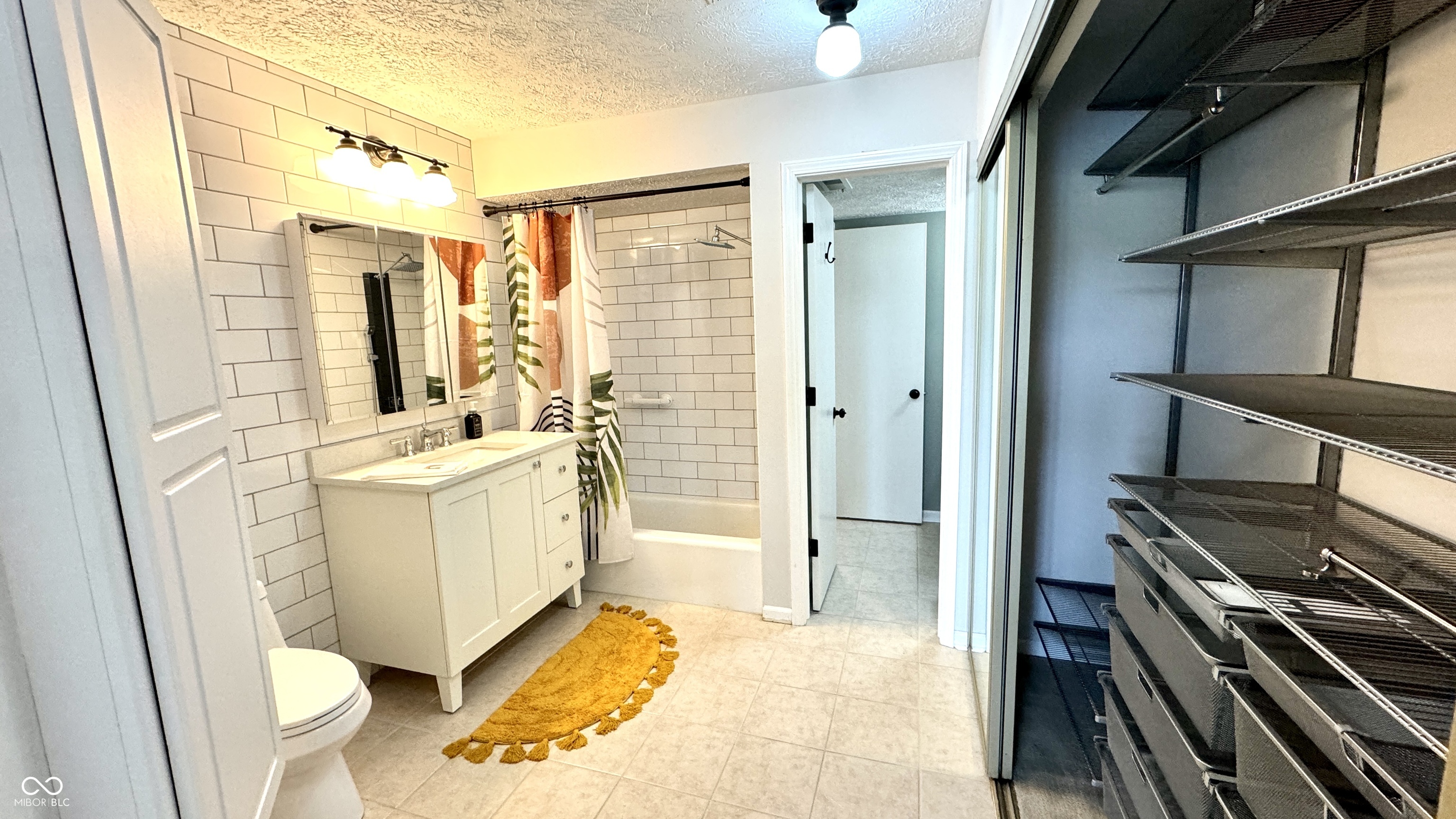 7656 Harbour Indianapolis, IN 46240 - Photo 16 of 21