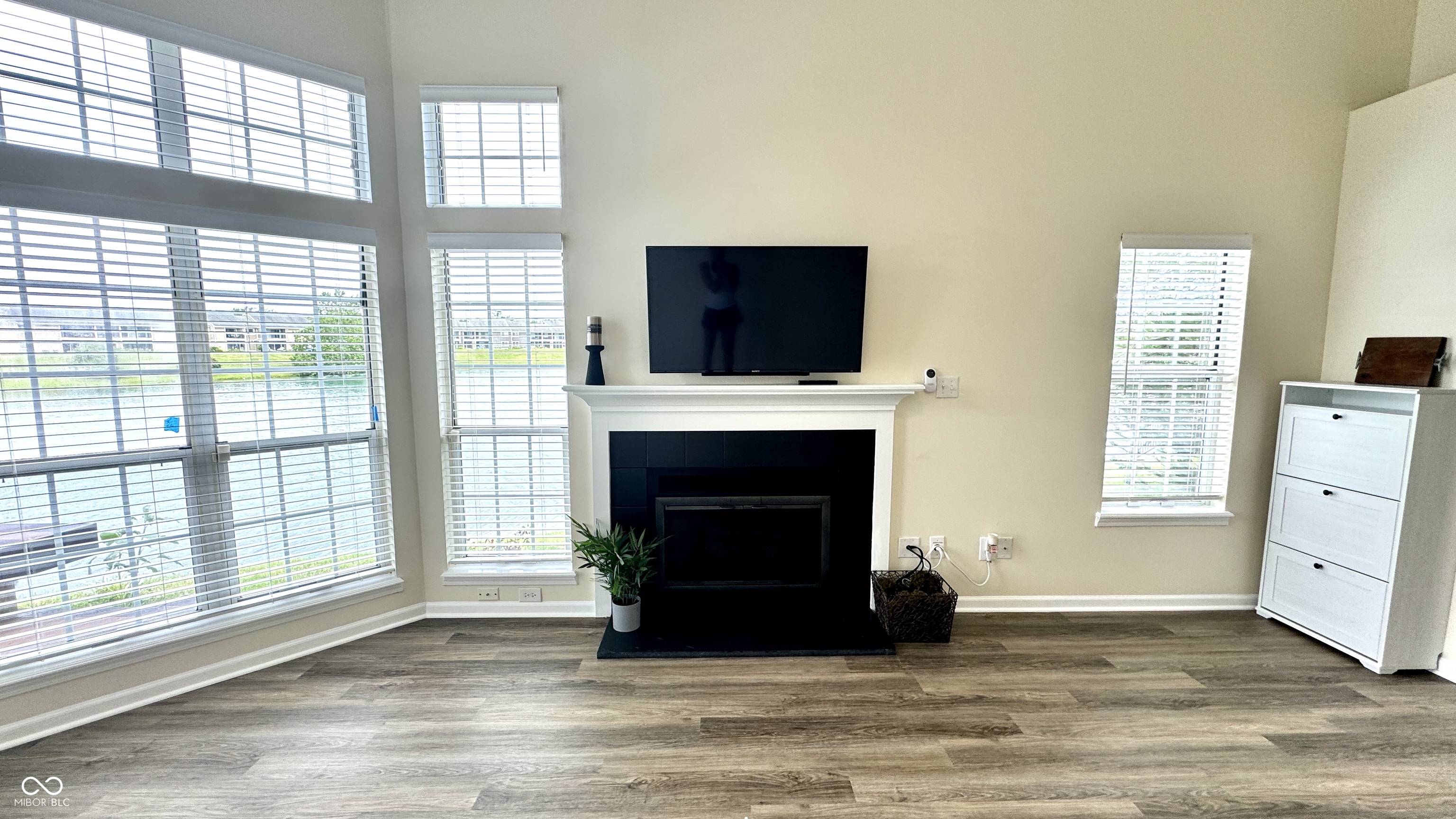 7656 Harbour Indianapolis, IN 46240 - Photo 10 of 21