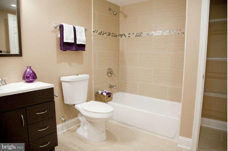 11212 Emack Road Beltsville, MD 20705 - Photo 13 of 30 Bath (Master)