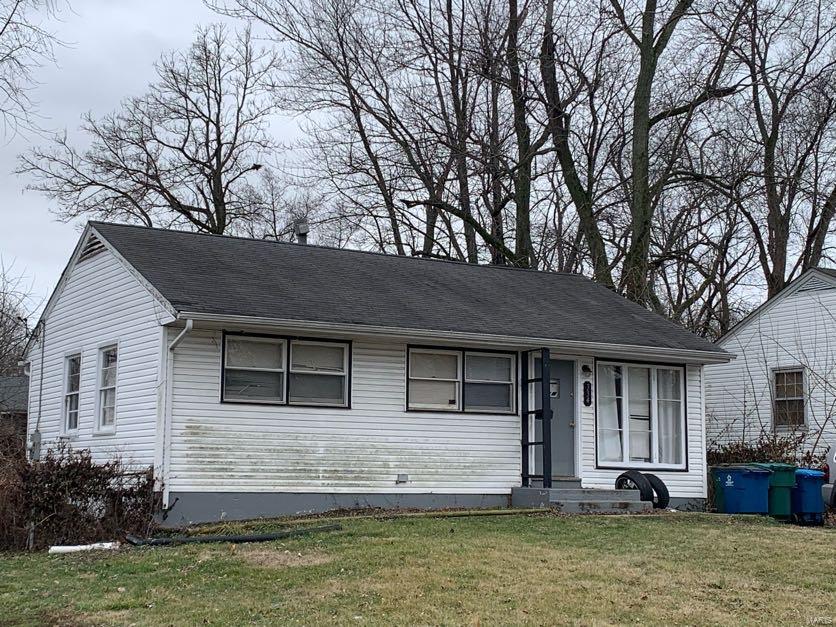 334 Caithness Road St. Louis, MO 63137 - Photo 1 of 3