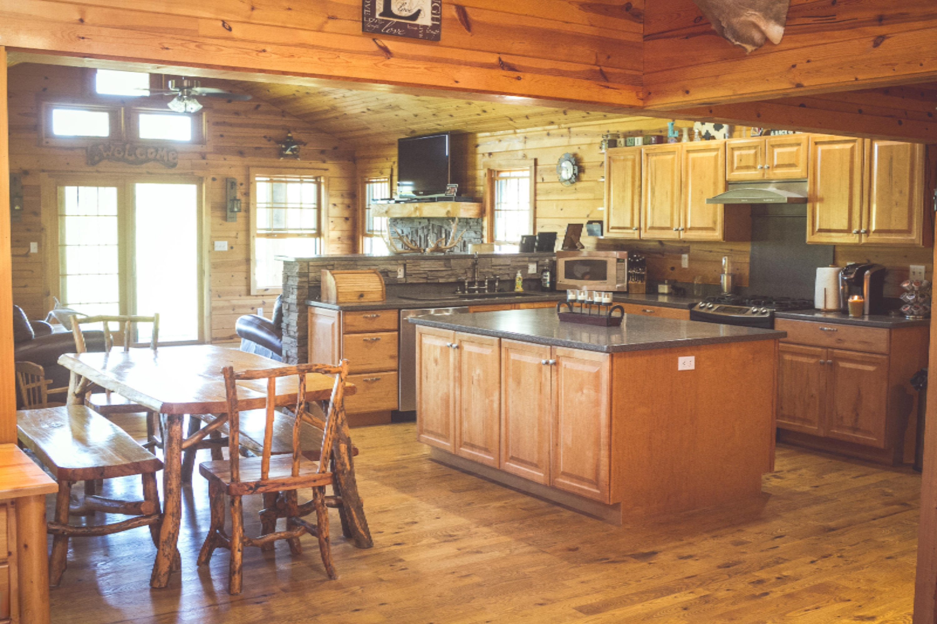 1247 South Kelso Road Pittsford, MI 49271 - Photo 4 of 72 _MG_0735