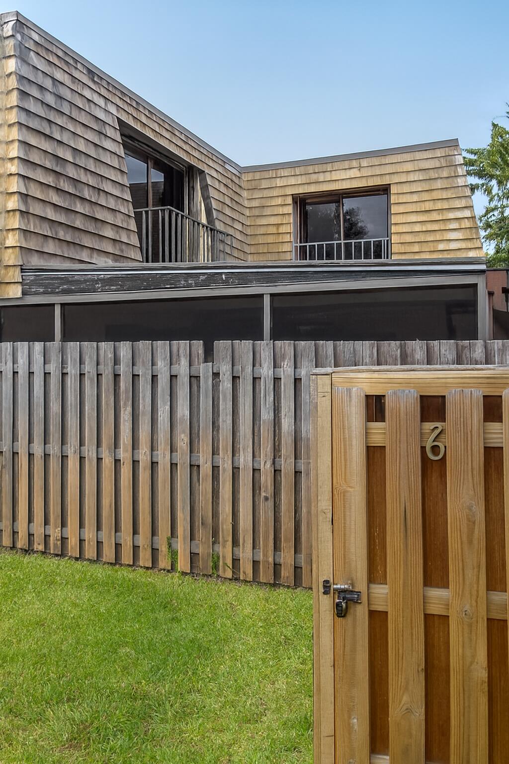 211 Woodland Road Palm Springs, FL 33461 - Photo 2 of 3 2