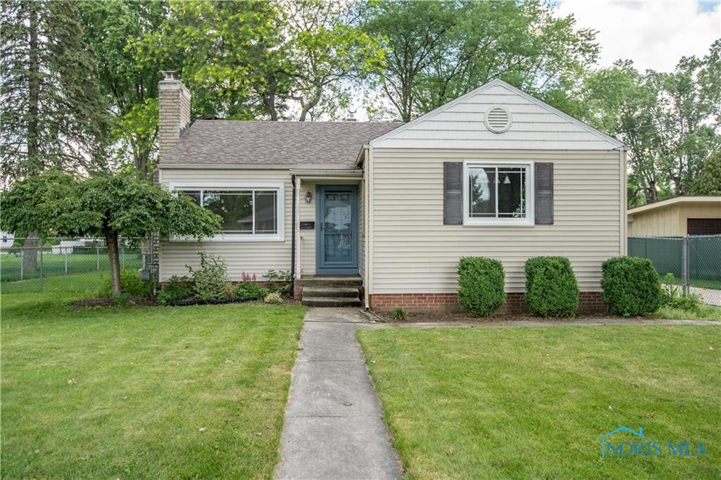 1022 Craig Road Maumee, OH 43537 - Photo 1 of 27 Gallery Image 1