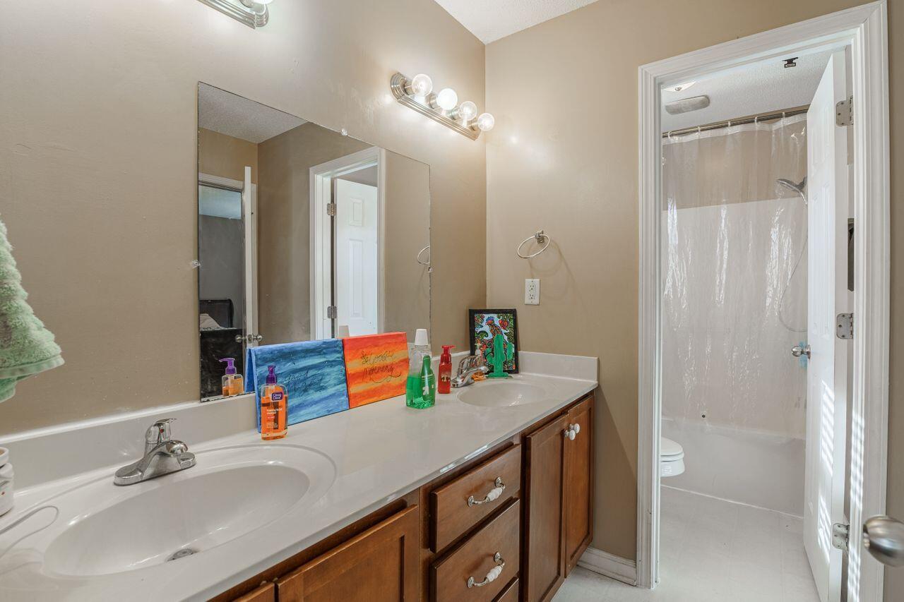 411 Fletcher Lane Walterboro, SC 29488 - Photo 19 of 21 DSC02446-HDR