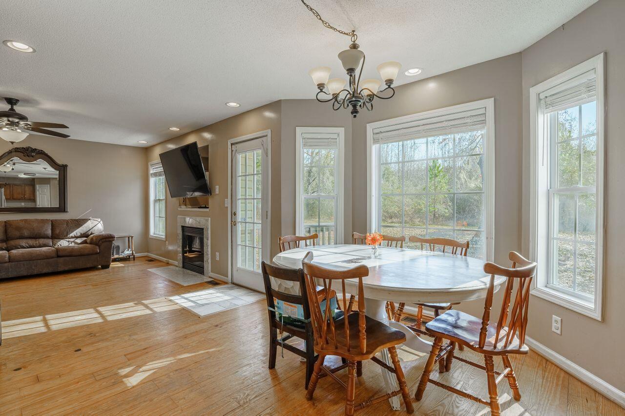 411 Fletcher Lane Walterboro, SC 29488 - Photo 8 of 21 DSC02356-HDR