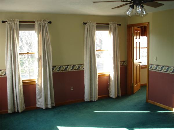 27 Smith Road Mansfield, MA 02048 - Photo 15 of 28 Gallery Image 15