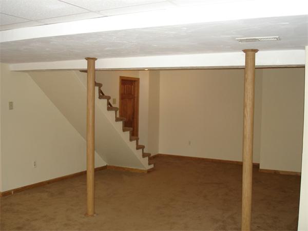 27 Smith Road Mansfield, MA 02048 - Photo 19 of 28 Gallery Image 19
