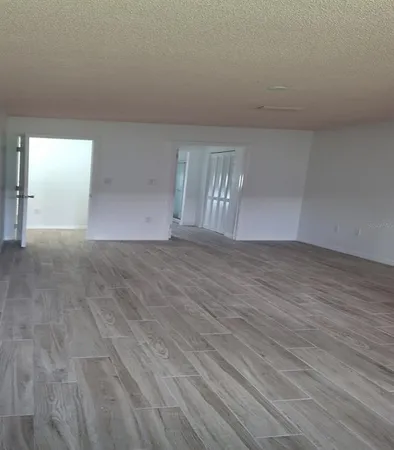 $2,100 | 4160 Fruitville Road, Unit 34, Sarasota, FL 34232