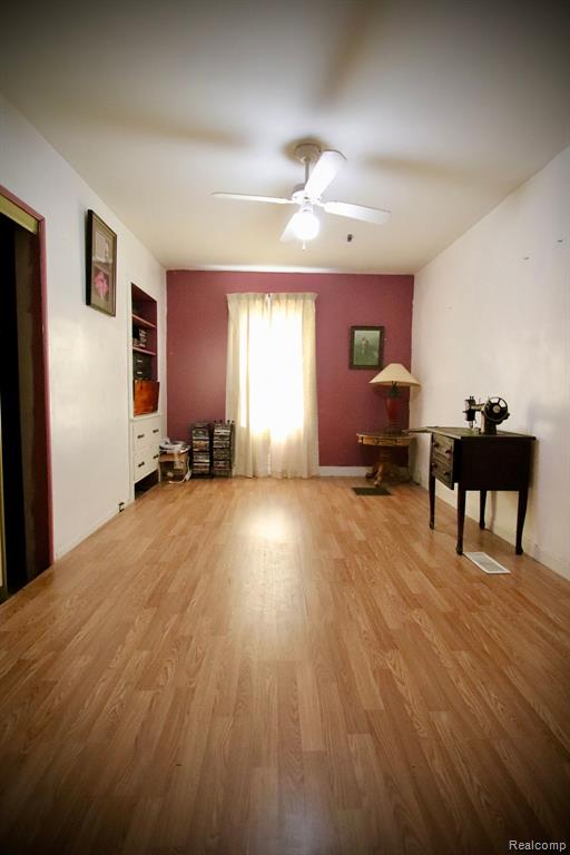 5457 North Vassar Road Flint, MI 48506 - Photo 17 of 51 Gallery Image 17