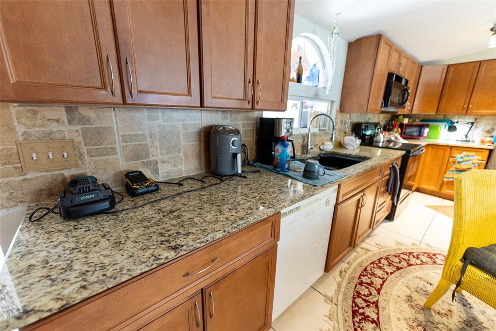 17616 Boy Scout Road Odessa, FL 33556 - Photo 9 of 68