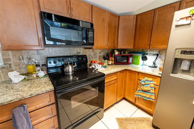 $399,999 | 17616 Boy Scout Road, Odessa, FL 33556