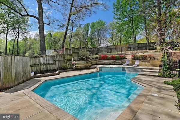 $850,000 | 12527 Chasbarb Terrace, Herndon, VA 20171