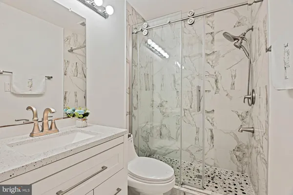 $850,000 | 12527 Chasbarb Terrace, Herndon, VA 20171