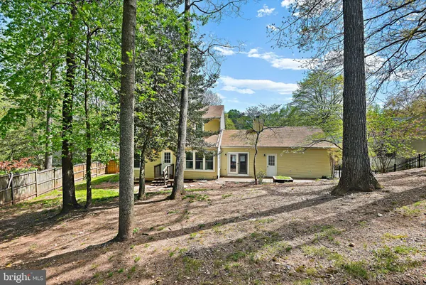$850,000 | 12527 Chasbarb Terrace, Herndon, VA 20171