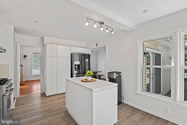 $850,000 | 12527 Chasbarb Terrace, Herndon, VA 20171