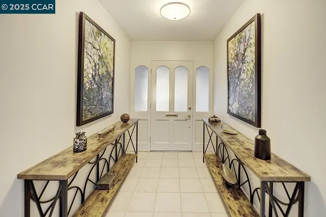 $985,000 | 2900 Tice Creek Drive, Unit 1 & 3, Walnut Creek, CA 94595