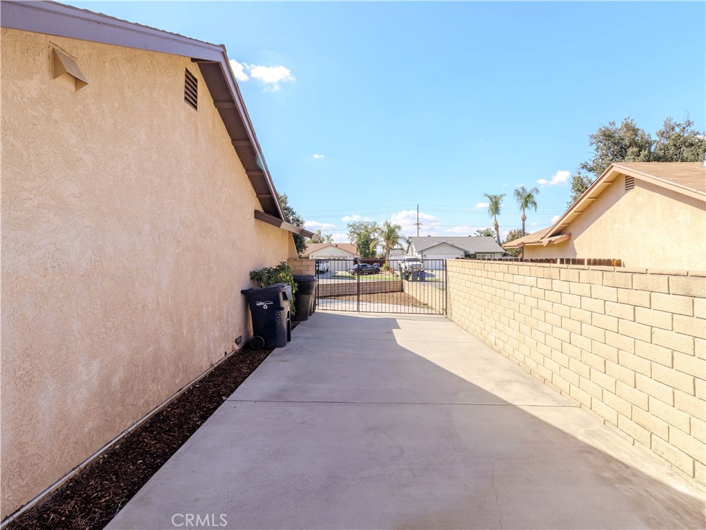 802 Renee Street Redlands, CA 92374 - Photo 15 of 18 a view of a balcony