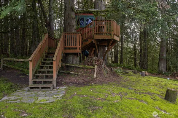 $1,548,000 | 28551 Northeast 63rd Way, Carnation, WA 98014