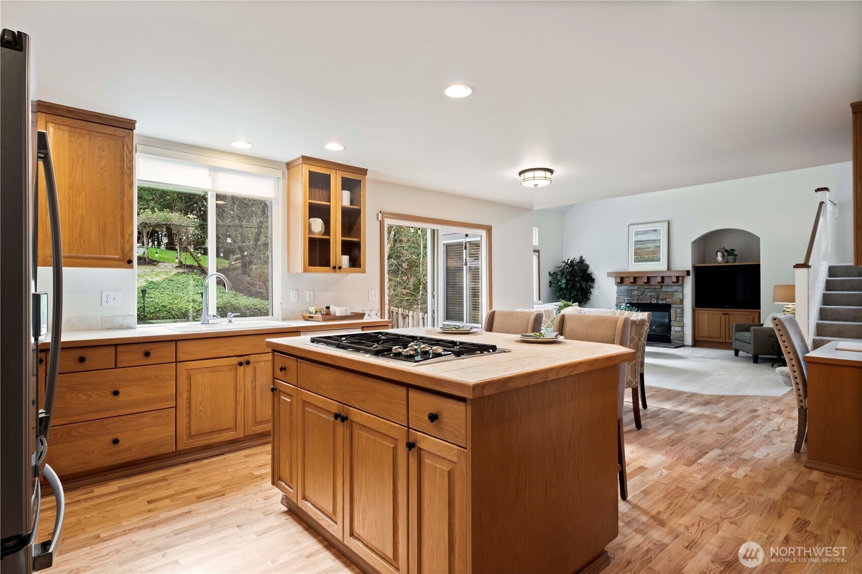 28551 Northeast 63rd Way Carnation, WA 98014 - Photo 8 of 31