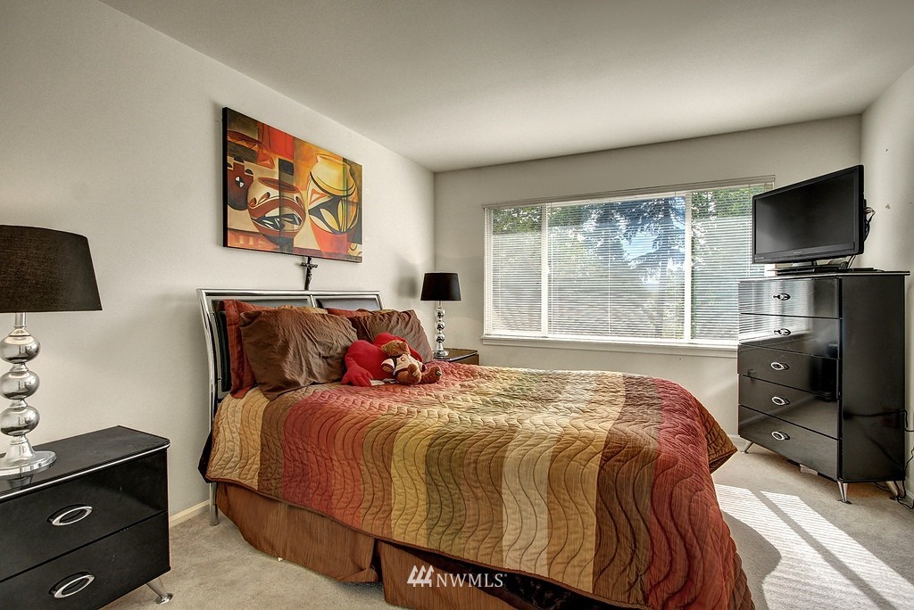 4901 Lake Place South, Unit B Renton, WA 98055 - Photo 13 of 25 Gallery Image 13