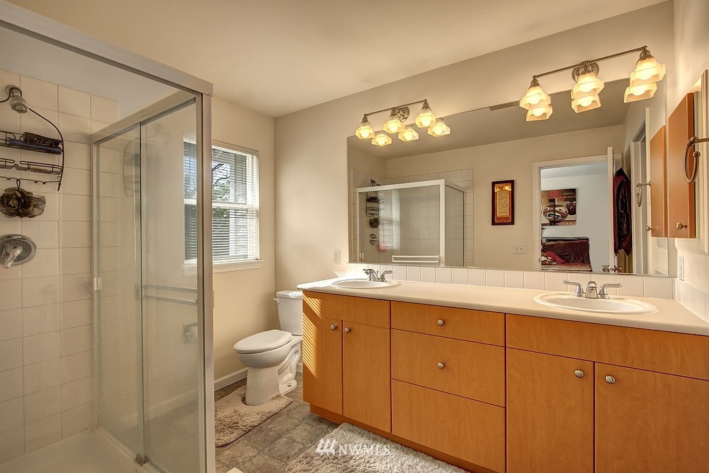 4901 Lake Place South, Unit B Renton, WA 98055 - Photo 15 of 25 Gallery Image 15