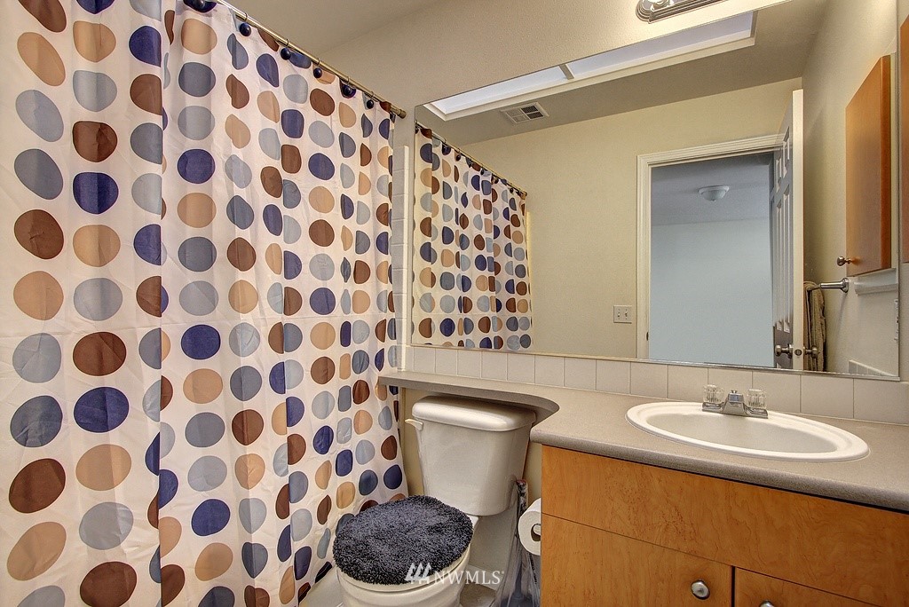4901 Lake Place South, Unit B Renton, WA 98055 - Photo 17 of 25 Gallery Image 17